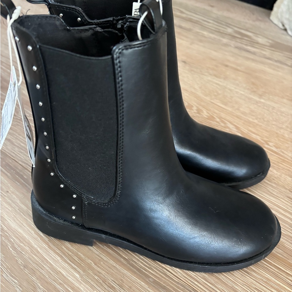 ZARA Chelsea Boots Studded Womens EU 37 US 5 Black Faux Leather Pull On Casual